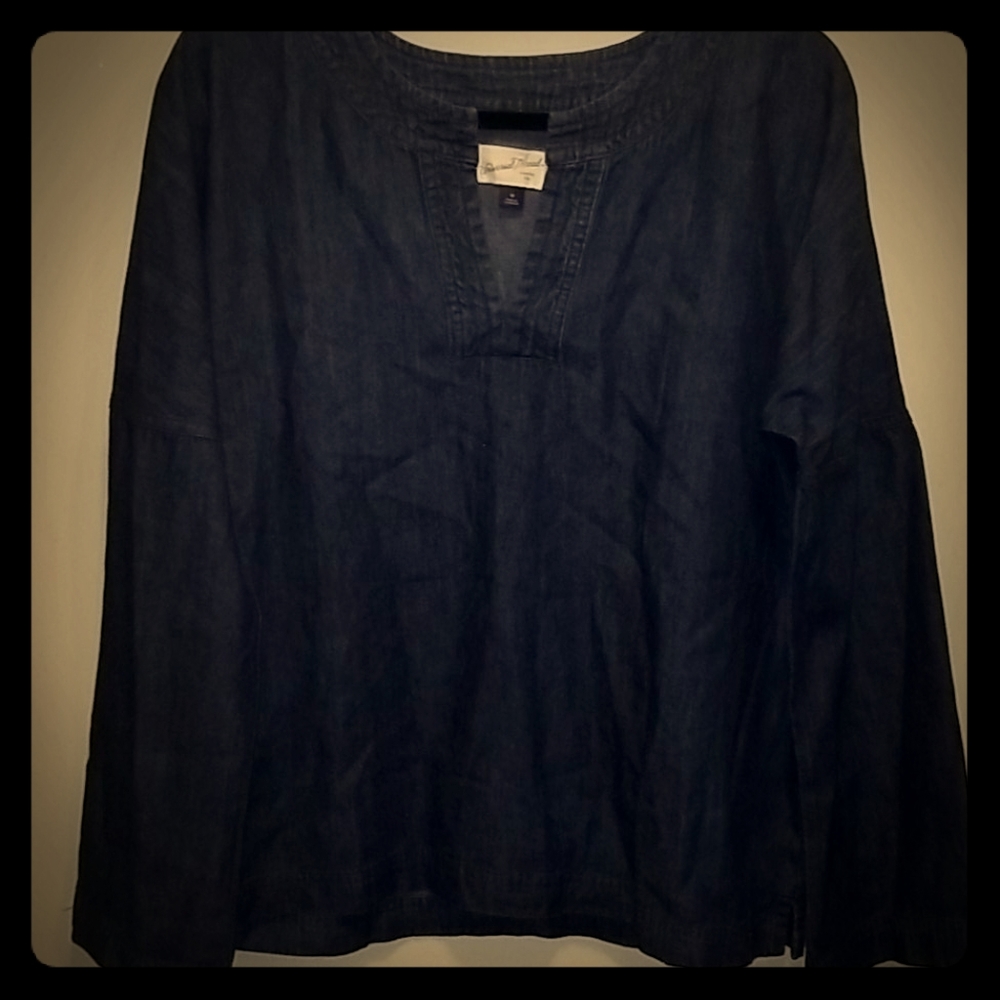 Denim v-neck shirt